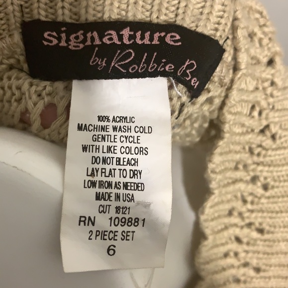 Signature by Robbie Bee Cropped Cardigan - Picture 4 of 5